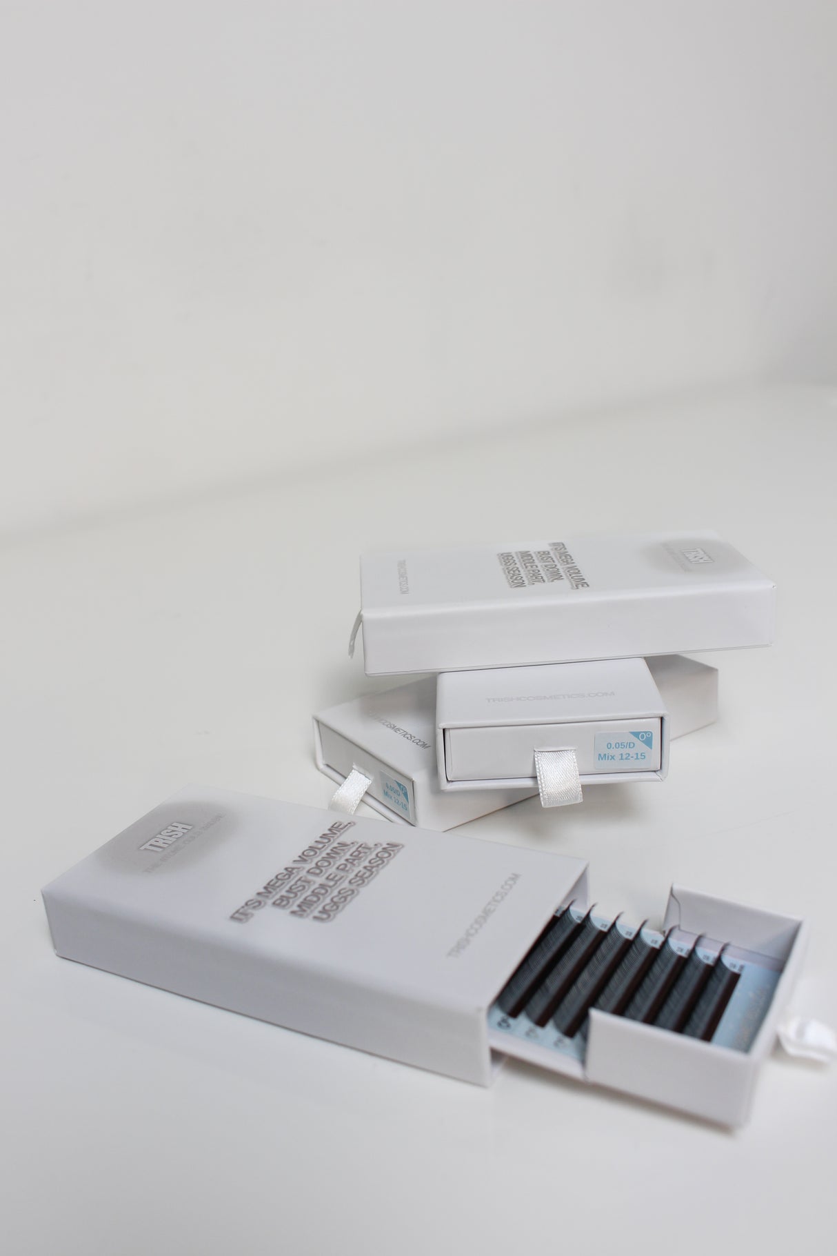 Wet Set Premade Lash Trays – sleek packaging for mixed tray lash fans by Trish Co
 Wet Set Premade Lash Trays – sleek packaging for mixed tray lash fans by Trish Co