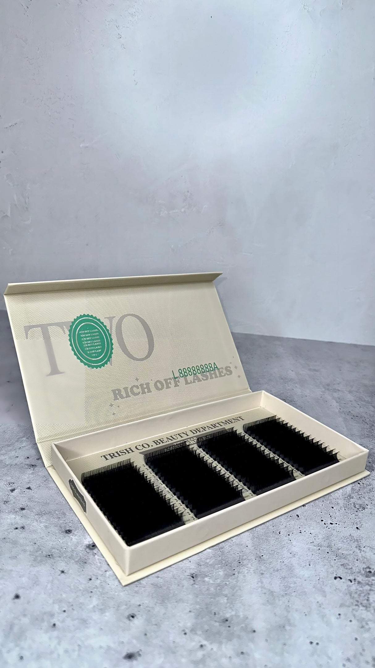 $2 Bill OG Anniversary 60 Row Tray – D Curl .05 Mix (12–15mm / 16–20mm) | Trish Co $2 Bill OG Anniversary 60 Row Tray – D Curl .05 Mix (12–15mm / 16–20mm) | Trish Co