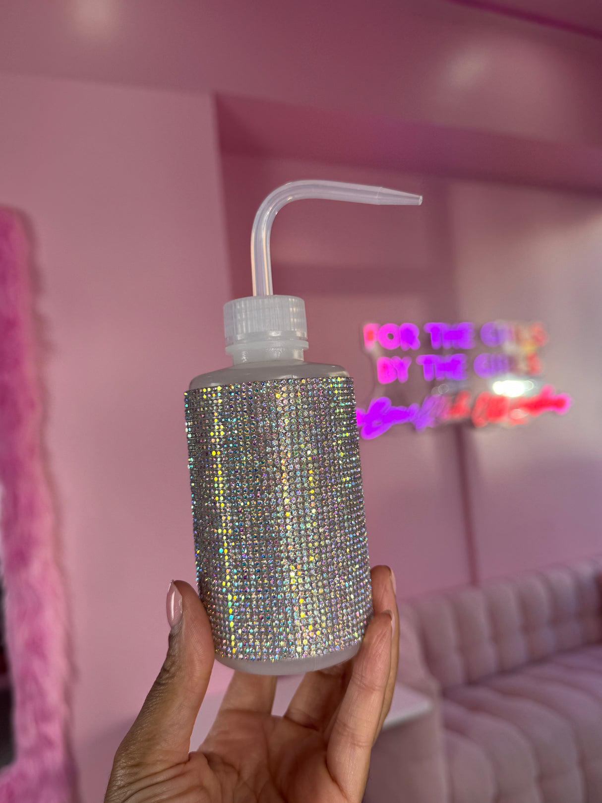 Silver Crystal Lash Rinse Bottle – elegant squeeze bottle for precise rinsing during lash services Silver Crystal Lash Rinse Bottle – elegant squeeze bottle for precise rinsing during lash services
