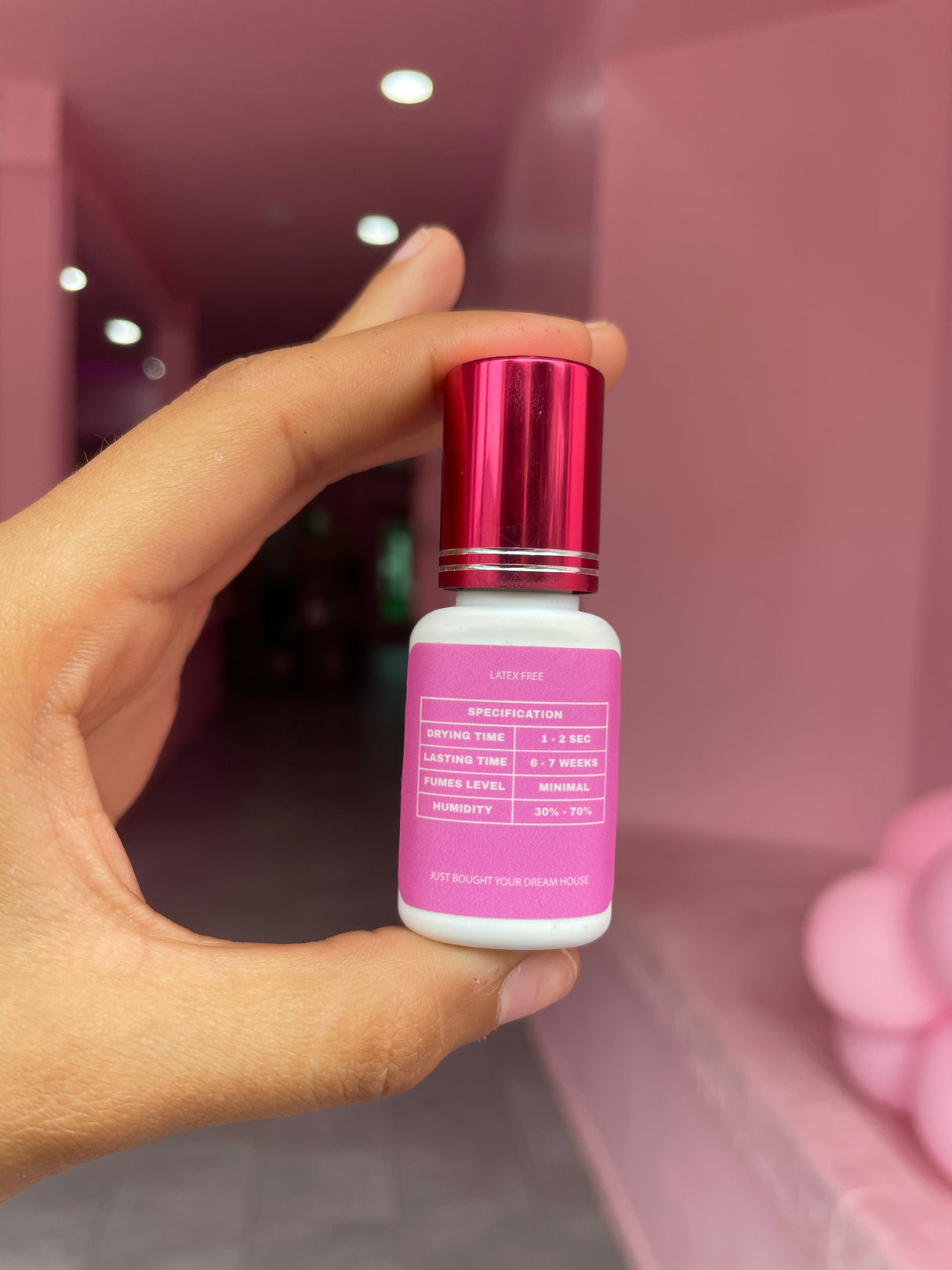 Pink Label Glue – lash adhesive ingredients and usage instructions Pink Label Glue – lash adhesive ingredients and usage instructions