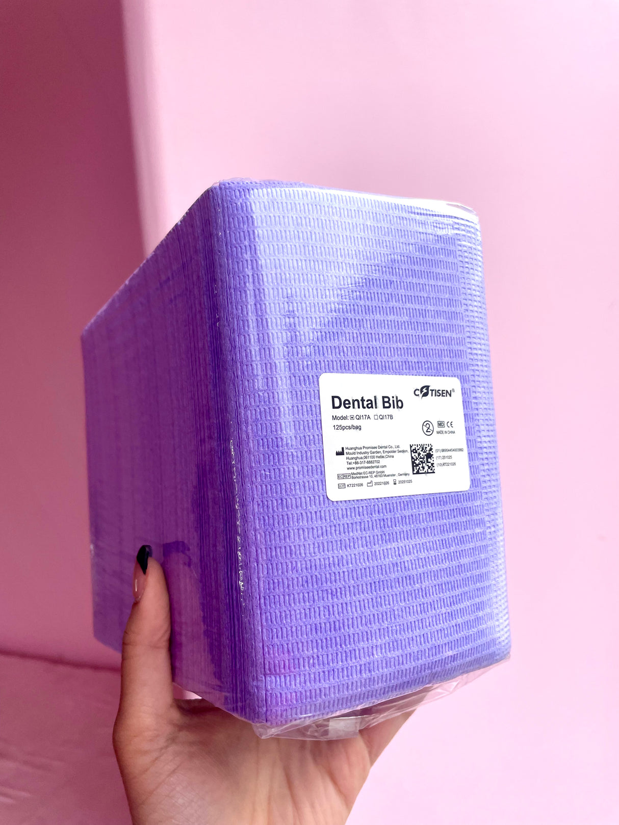 Lash Dental Bibs – 125 pcs Disposable Station Covers | Trish Co Lash Dental Bibs – 125 pcs Disposable Station Covers | Trish Co