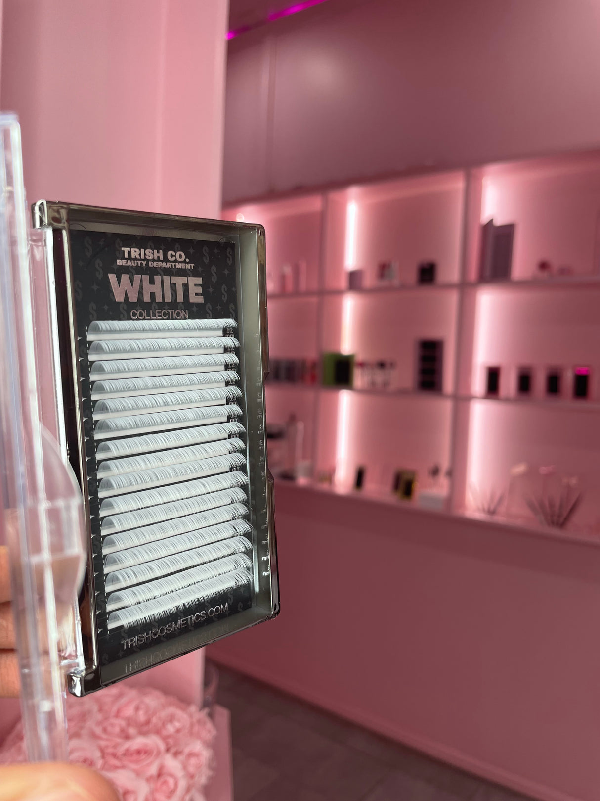 White Color Lashes – CC Curl .05 MIXED 12–15mm & 16–20mm (16 Rows) | Trish Co White Color Lashes – CC Curl .05 MIXED 12–15mm & 16–20mm (16 Rows) | Trish Co