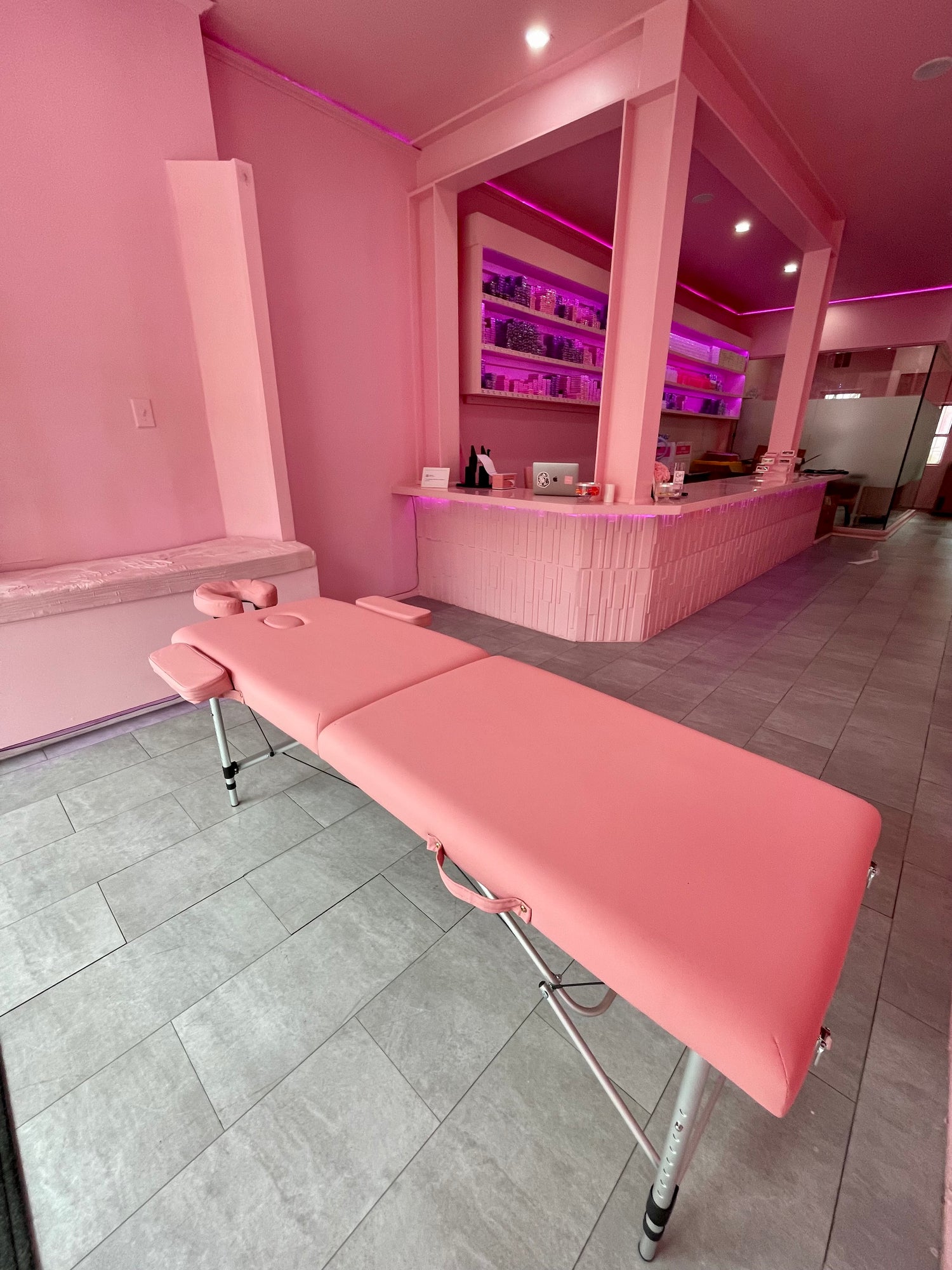 Massage table Massage table