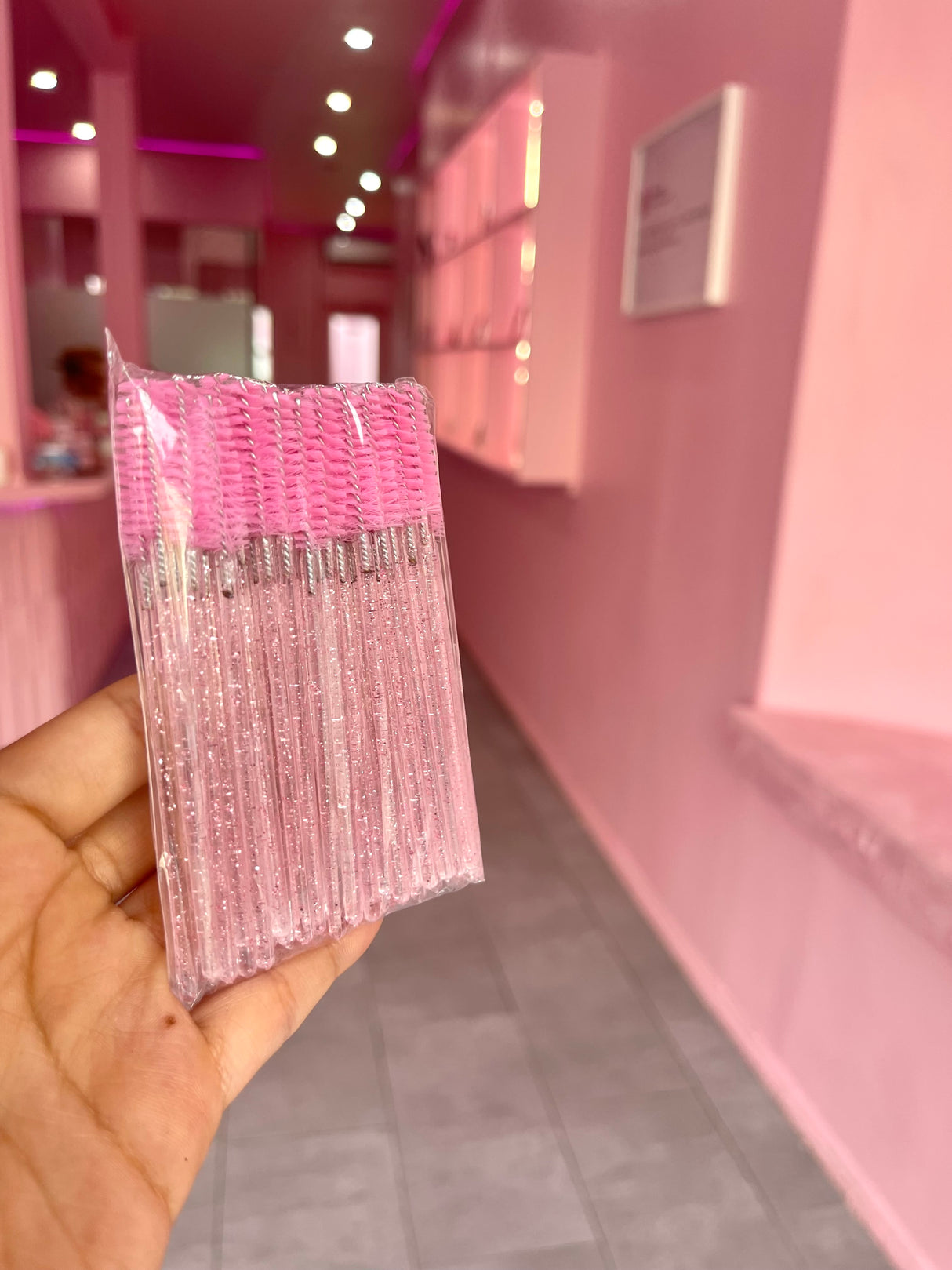 Pink spoolie brush – cute and functional lash tool from Trish Co Pink spoolie brush – cute and functional lash tool from Trish Co