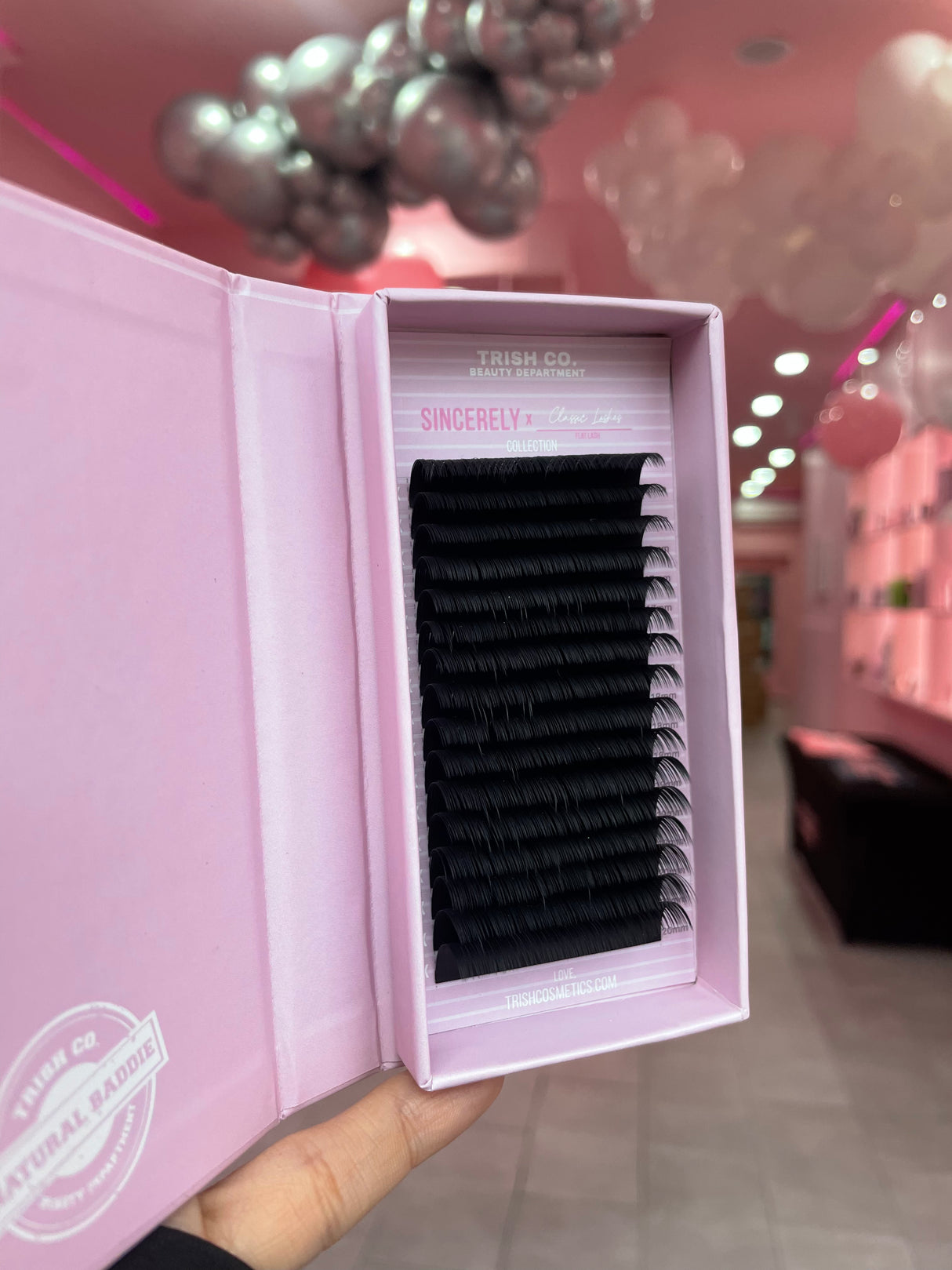 Sincerely Classic Flat Lashes 0.15 – C/CC/D Curl (16 Rows) | Trish Co Sincerely Classic Flat Lashes 0.15 – C/CC/D Curl (16 Rows) | Trish Co